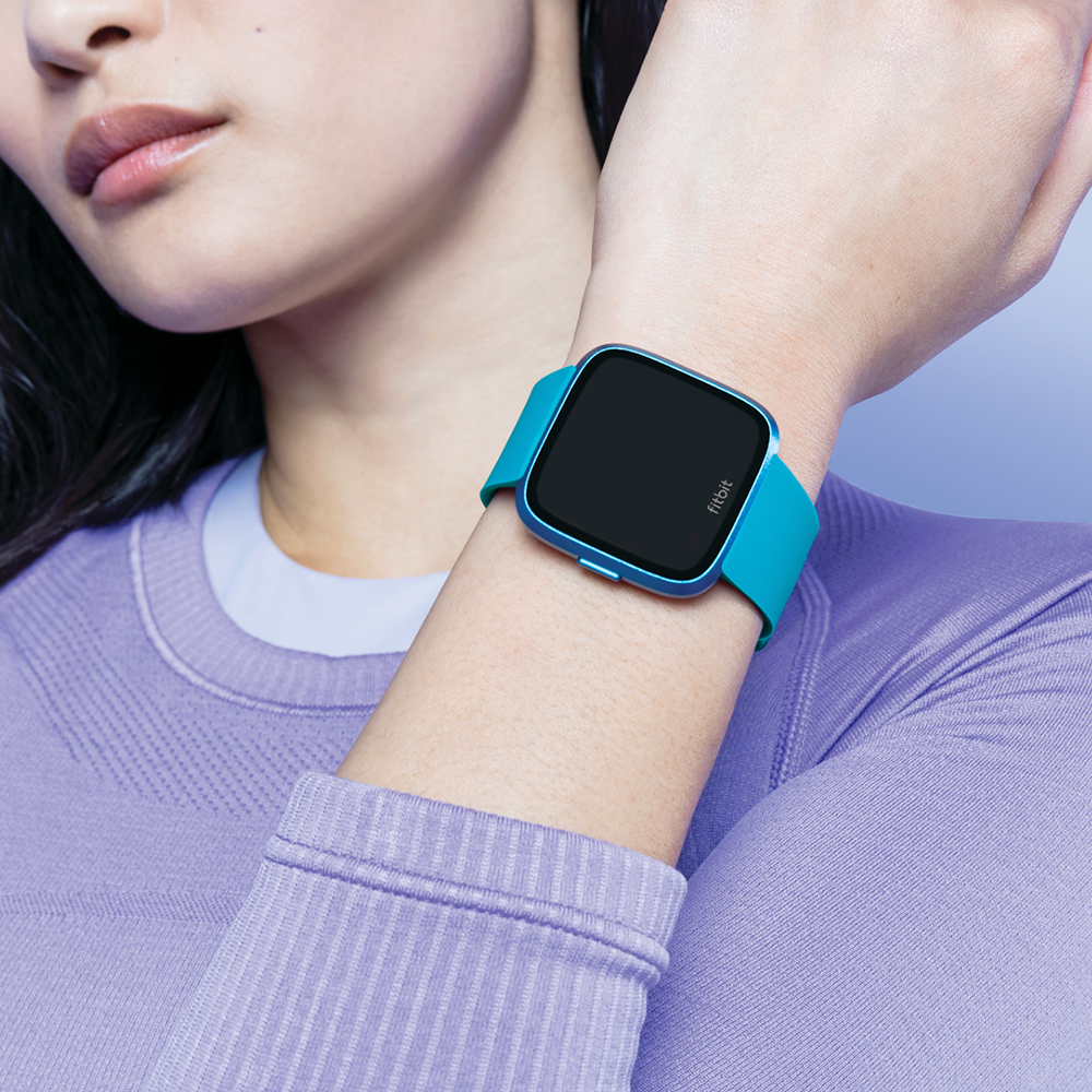 fitbit versa lite blue