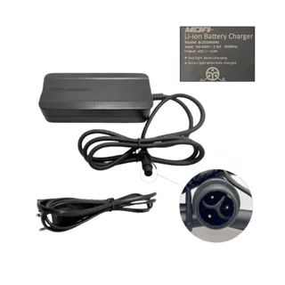 Charger Crussis 2A