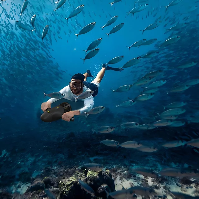 2-in-1 Underwater Scooter & SUP Drive inSPORTline Murtar