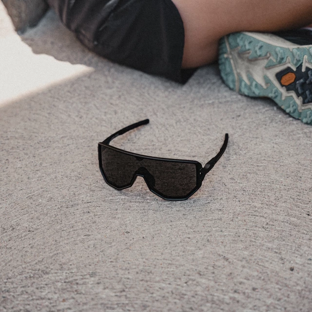 Sports Sunglasses Tripoint Reschen - Matt Black Smoke /w Blue Multi Cat.3