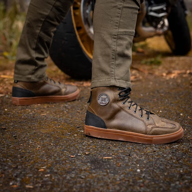 Motorcycle Boots W-TEC Fred - středomořská hnědá