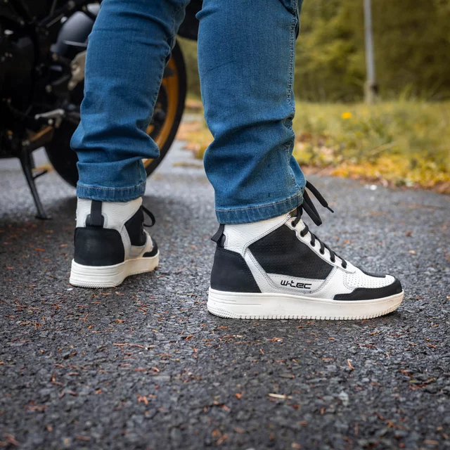 Motorcycle Boots W-TEC Bastige - Black-White