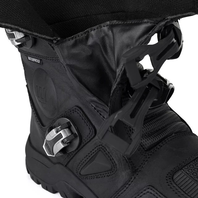 Motorcycle Boots W-TEC Lougamax CE - Black