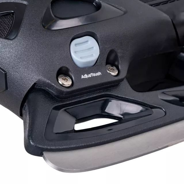 2-in-1 Skates w/ Tightening Dial inSPORTline Noctys