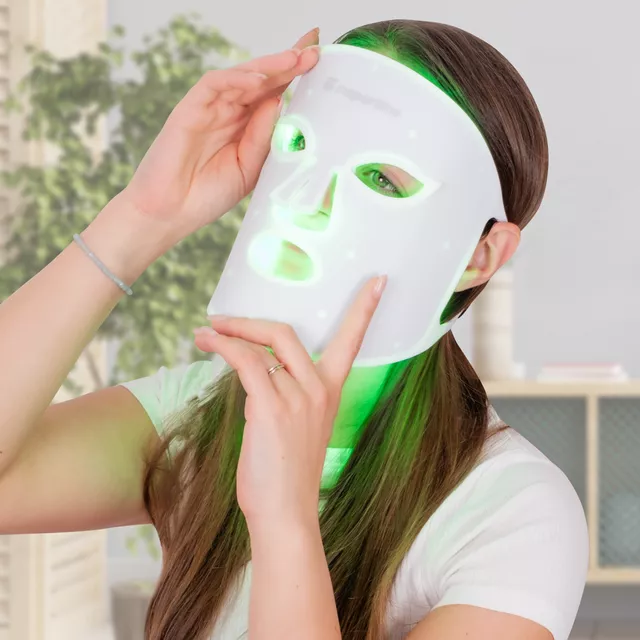 Rechargeable Silicone LED Light Therapy Mask inSPORTline Santorina