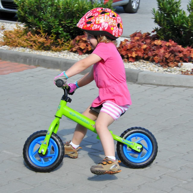 WORKER Gaudo toddler