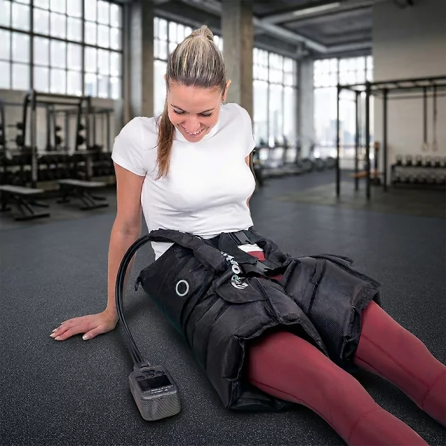 Compression Massage Shorts inSPORTline Complift