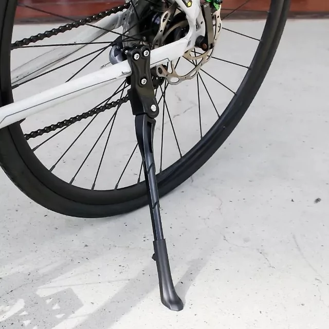 Rear-Mounted Kickstand inSPORTline ISL Kajan 24 – 29”