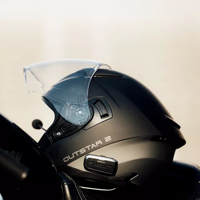 Motorcycle Helmet w/ Integrated Headset SENA Outstar 2 - Glossy White