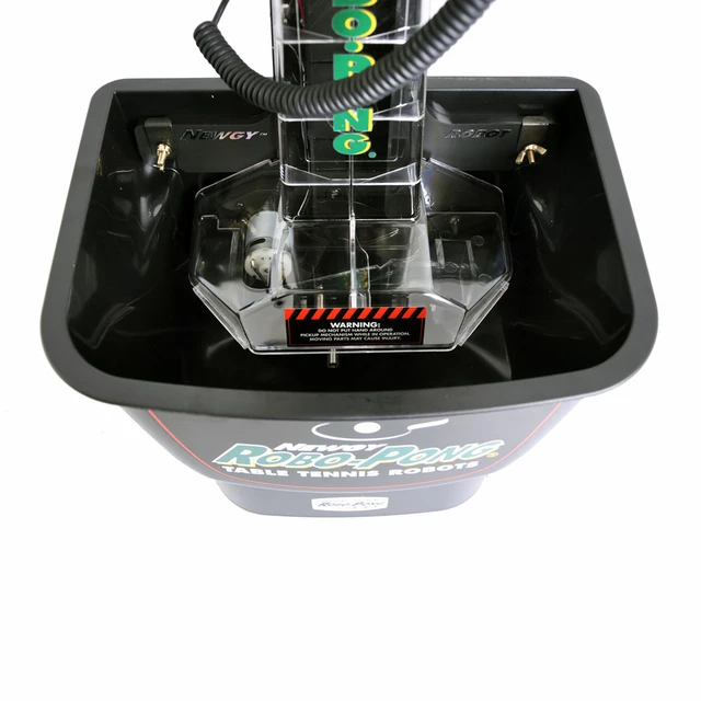 Shooting robot for table tennis training